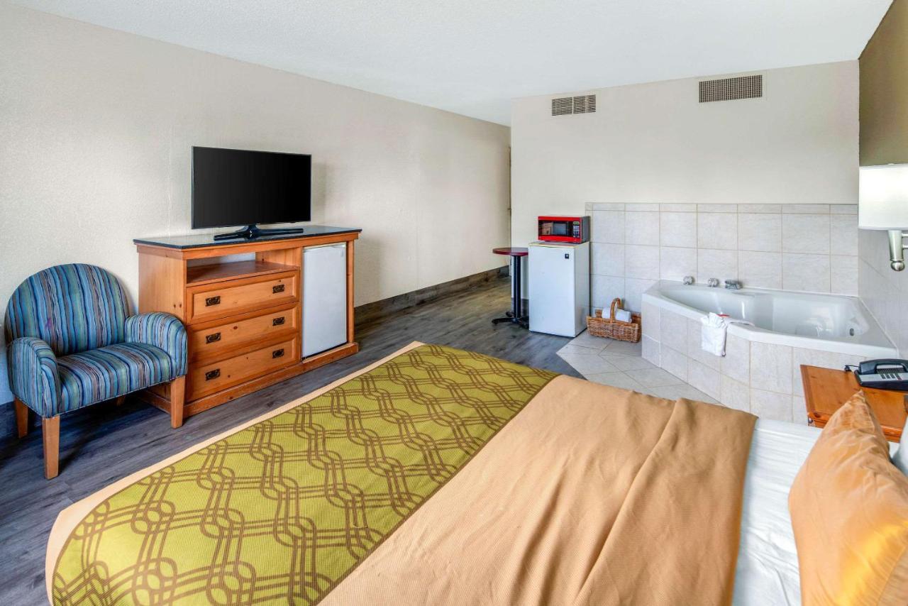 Econo Lodge & Suites Spokane Ngoại thất bức ảnh